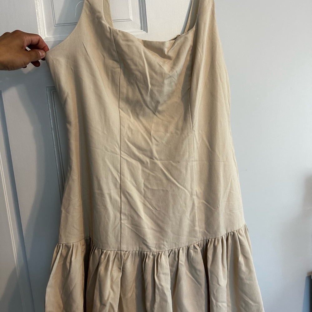 Lulu's Cream Pleated Ruffled dress